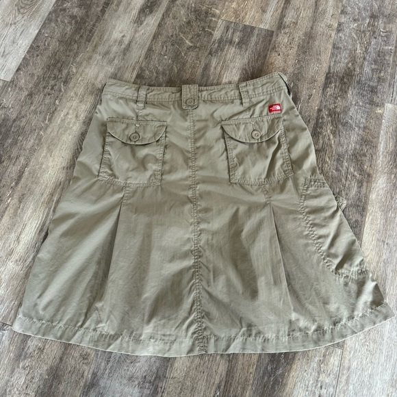 The North Face A-Line Cargo Mid-Length Skirt - Picture 3 of 10